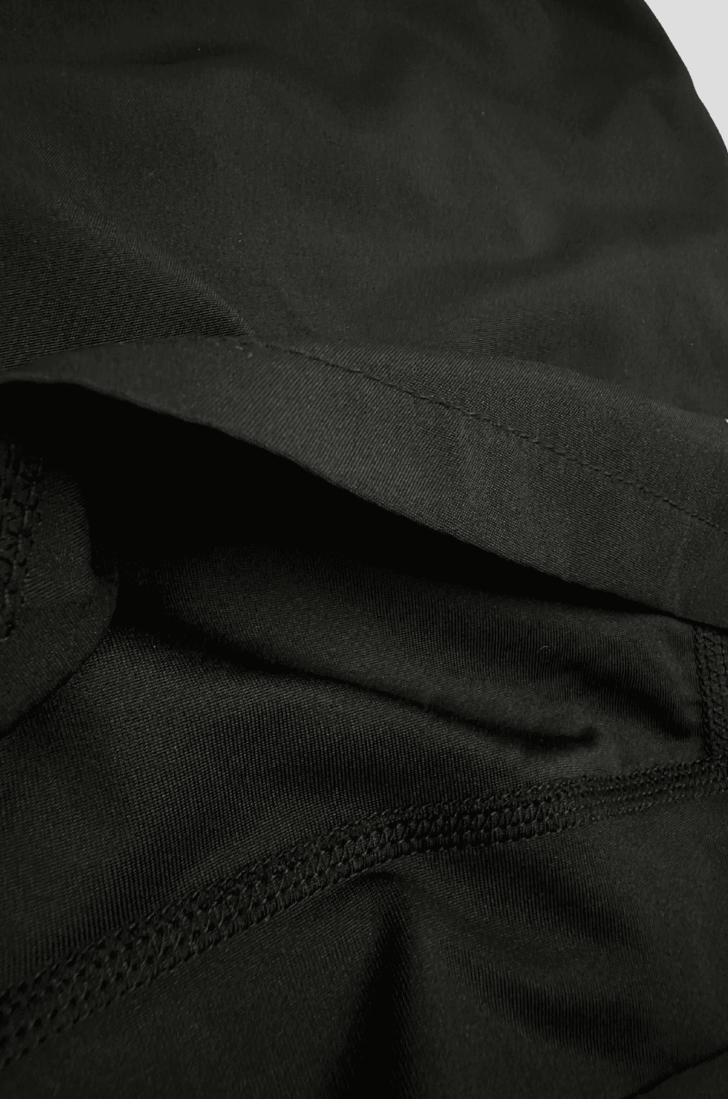 Snygga träningsshorts med mobilficka